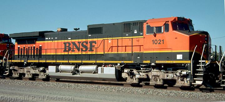 BNSF 1021 C44-9W.jpg